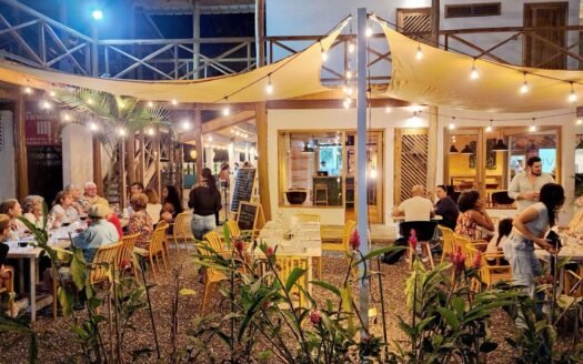 Restaurant Las Terrenas à vendre, prix en baisse 140 000 USD